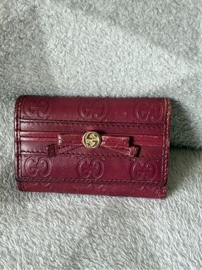 Gucci Burgundy GG-Embossed Leather Key Case with Gold-Tone Logo